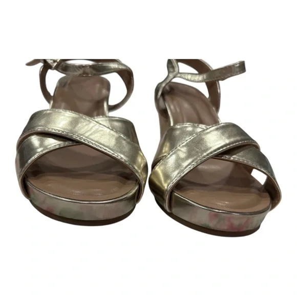 AEROSOLES Metallic Gold Women's Sandals - Picture 5 of 8